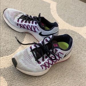 Nike Shoes - Nike shoes Nike Shoes - Nike shoes